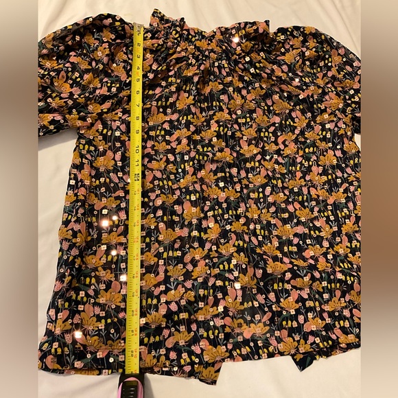Eva Franco sample piece - sequin floral sheer top in size 8 - buttons down back - Picture 8 of 14